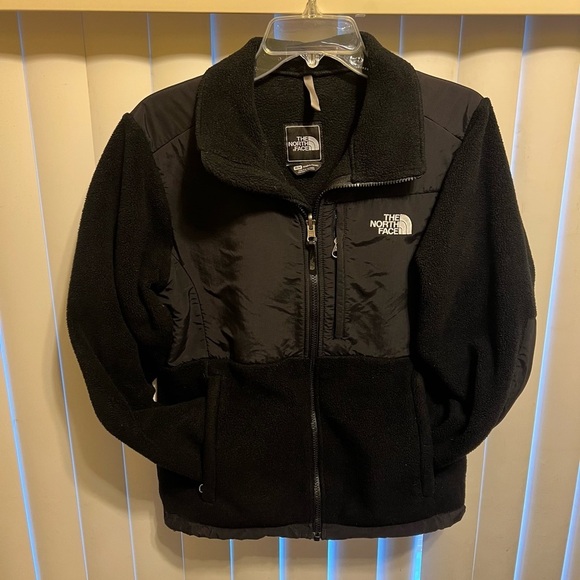 The North Face Jackets & Blazers - The North Face Women's Full-Zip Fleece Jacket, Size Medium-Black color.